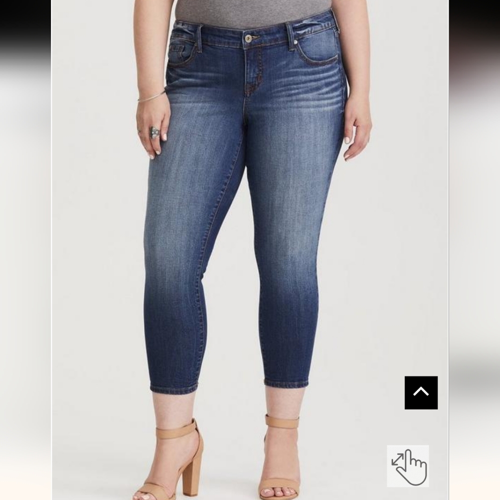 Torrid Crop Classic Skinny Jean - Vintage Stretch Medium Wash